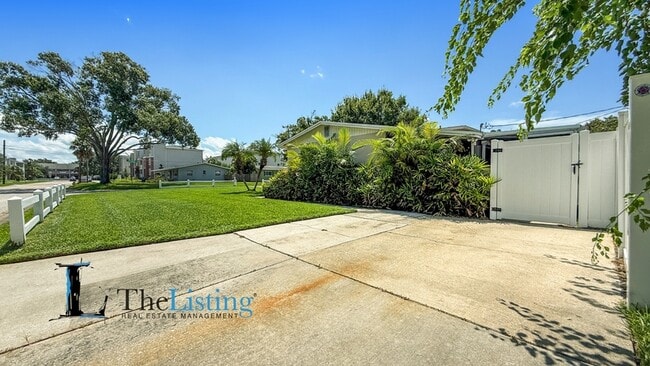 Building Photo - 4501 S Cortez Ave