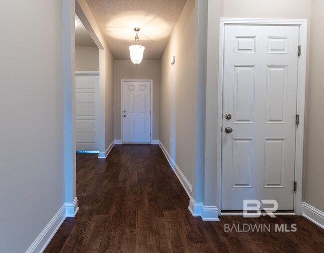 Building Photo - 21742 Gullfoss St