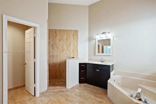 Building Photo - 646 Heritage Dr