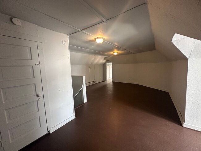 Building Photo - 2401 E Main St