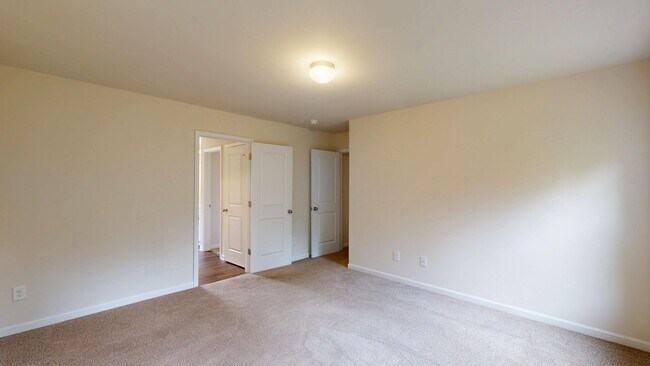 Building Photo - Singe Family Home