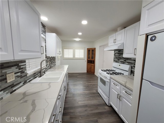 Building Photo - 13564 4th St