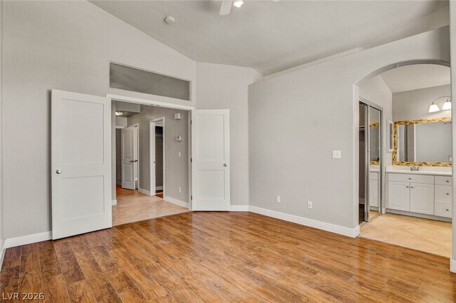 Building Photo - 980 Sand Coral Dr