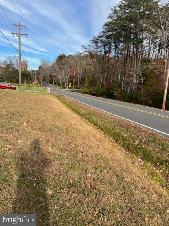 Building Photo - 7032 Token Valley Rd