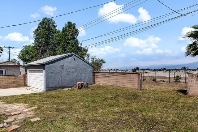 Building Photo - 16247 E Bellbrook St