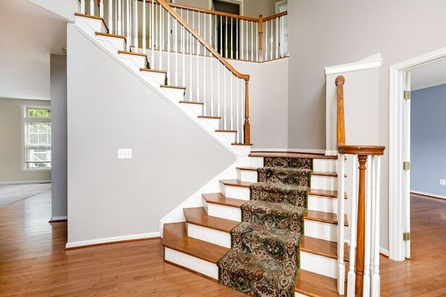 Building Photo - 5990 Parsons Lane