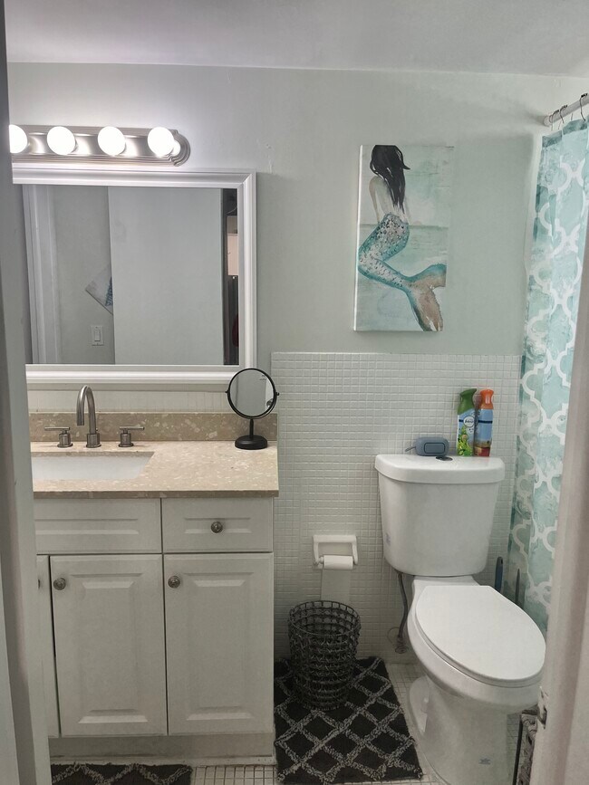 Building Photo - 4500 N Flagler Dr