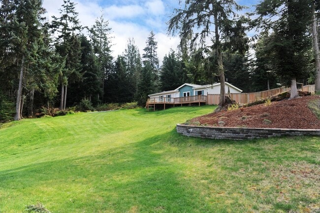 Building Photo - 3151 N Shadowbrook Ln