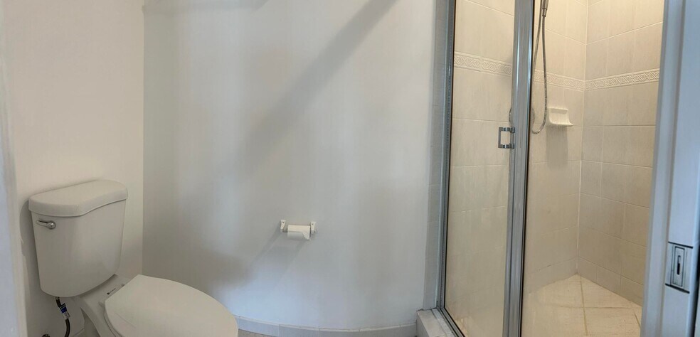 Building Photo - 10253 Via Hibiscus