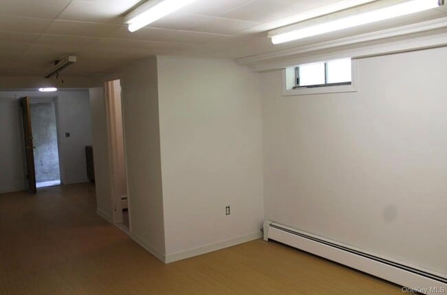 Building Photo - 509 E Broadway