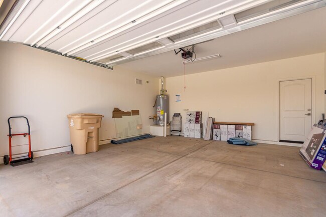 Building Photo - 3332 N 198th Ln