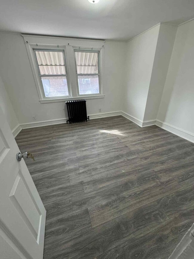 Building Photo - 3948 Howland St