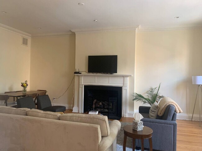 Building Photo - 43 Washington Ave