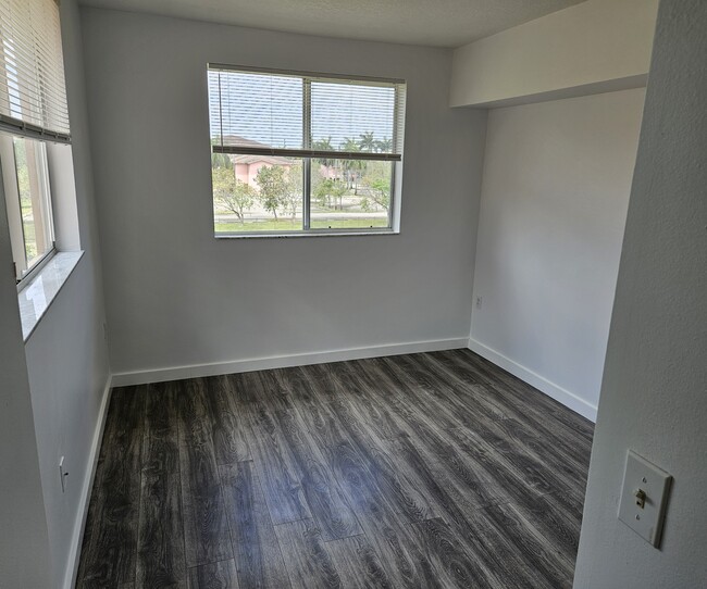 Building Photo - 17602 NW 25th Ave