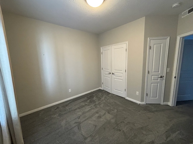 Building Photo - Modern 2 Bed 2 Bath Condo in the Heart of Downtown SLC!