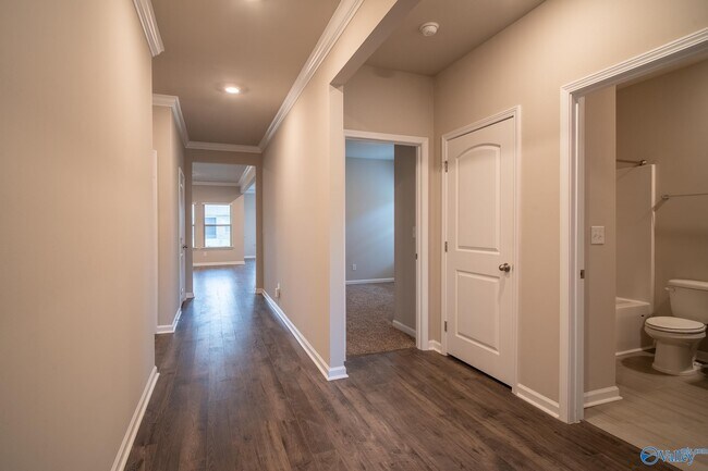 Building Photo - 26382 Jones Spg Dr