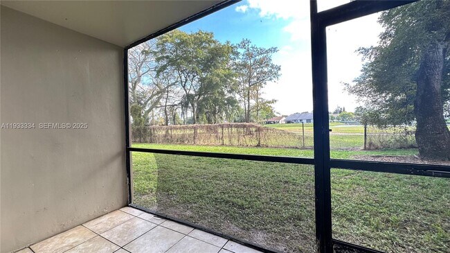 Building Photo - 8020 Fairview Dr