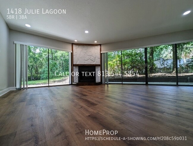 Building Photo - 1418 Julie Lagoon