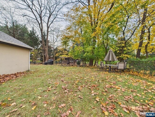 Building Photo - 114 Ackerman Ave