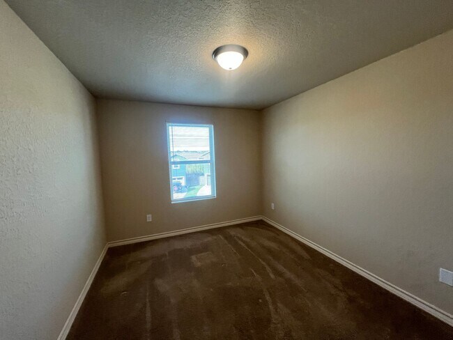 Building Photo - 6418 Luglio Ln