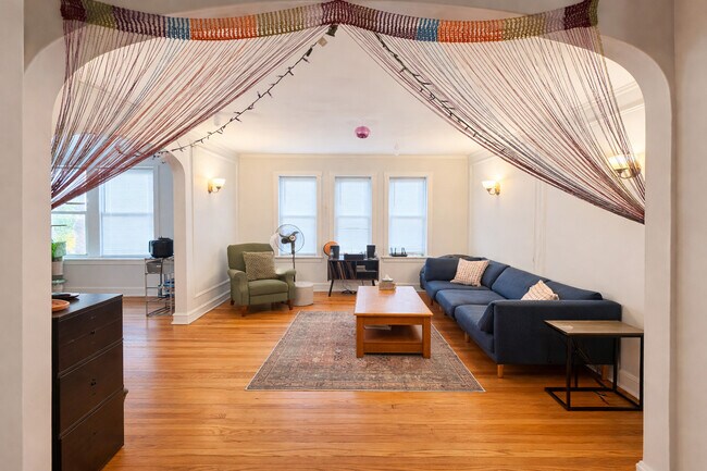 Building Photo - 6420 N Newgard Ave