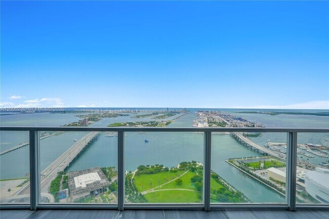 Building Photo - 1100 Biscayne Blvd