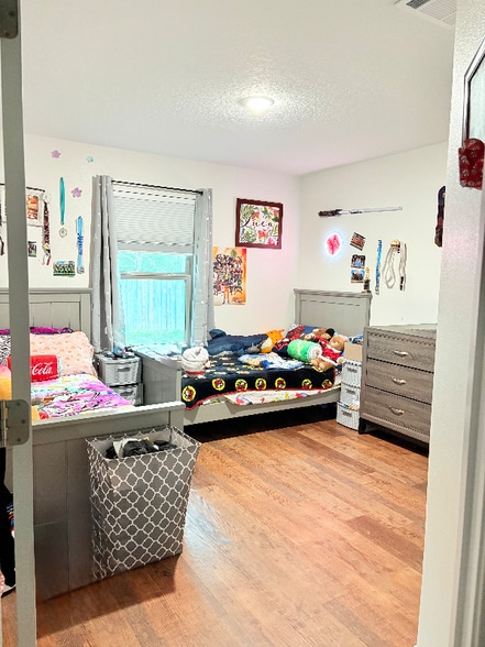 Building Photo - 2315 Bergren Rd