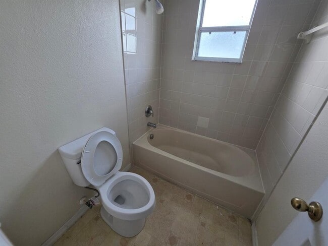 Building Photo - 442 Mulberry Ct