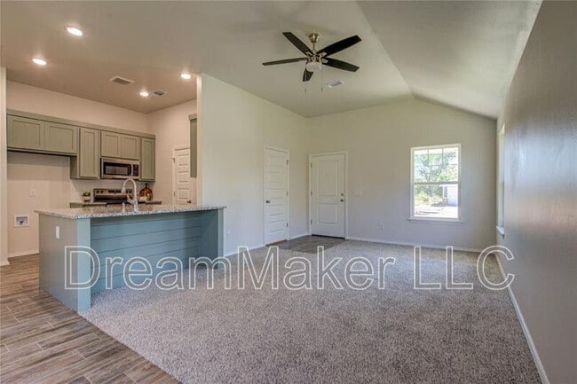 Building Photo - 2328 27th Ct