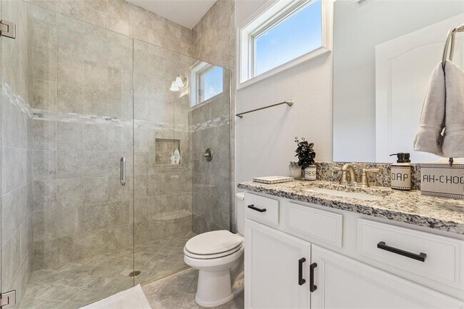 Building Photo - 10151 Henbury St