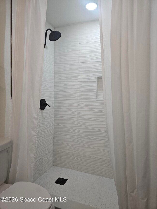 Building Photo - 872 Sadnet Cir NE