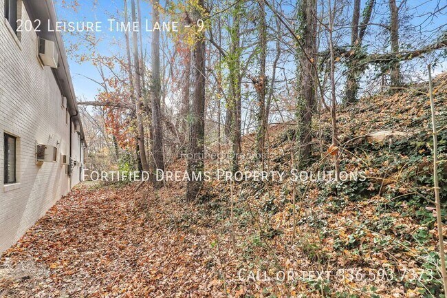 Building Photo - 202 Leisure Time Ln