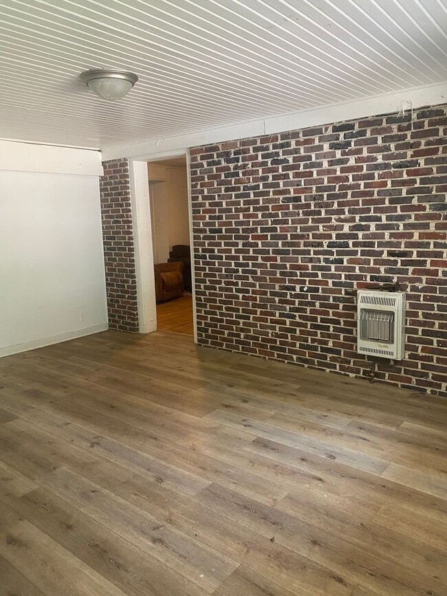 Building Photo - Overstreet Drive