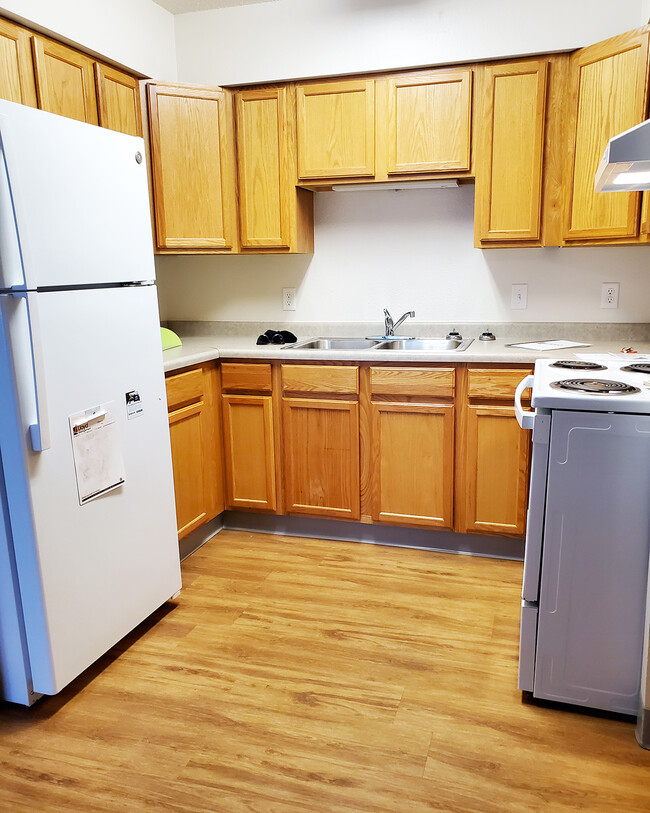 Clover Patch Apartments - 100-400 Clover Ct Saint Charles MN 55972 ...