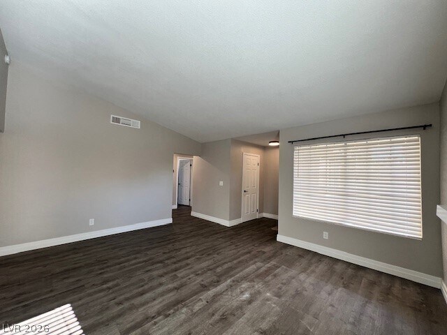 Building Photo - 2526 Wolverton Ave