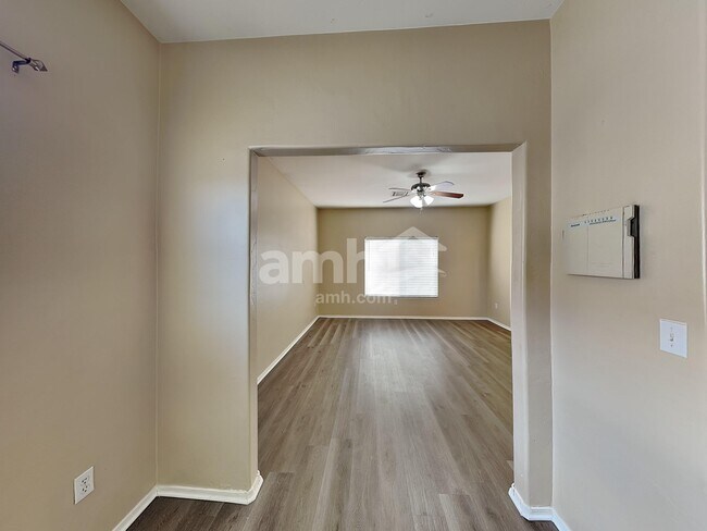 Building Photo - 1990 E Vera Cruz Vis