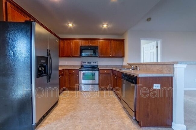 Building Photo - 37 Twin Oaks Pl