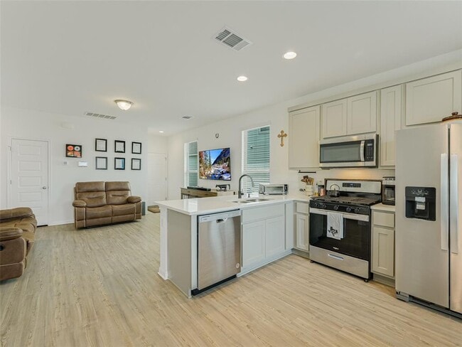 Building Photo - 6802 Tiznow Ln