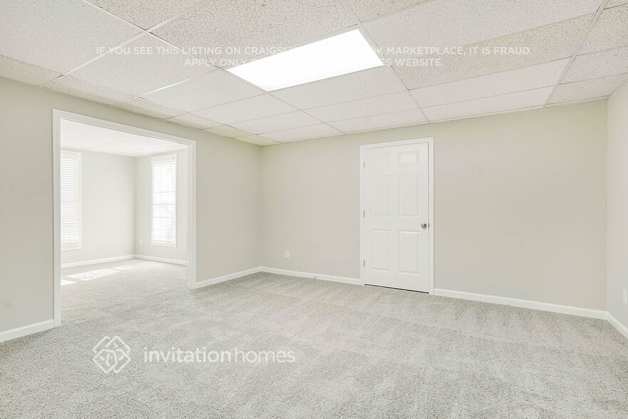 Building Photo - 7349 Timberline Way