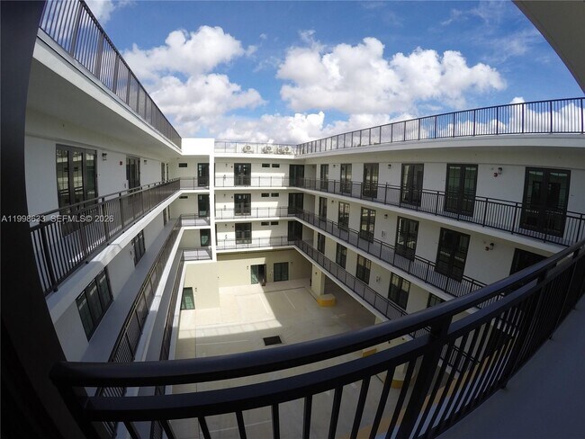 Building Photo - 4100 SW 64th Ave