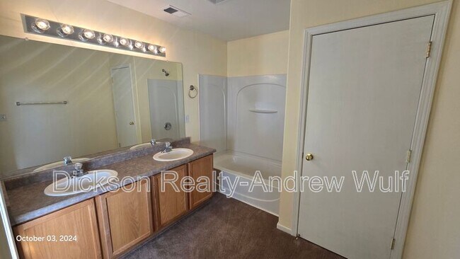Building Photo - 8778 Sunset Breeze Dr