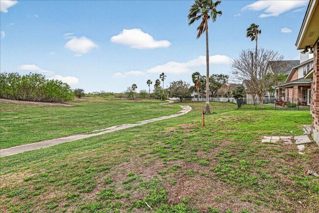 Building Photo - 6325 Oso Pkwy