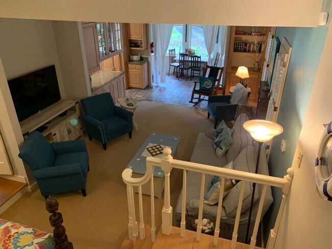 Building Photo - Charming 1BR House in Shelton
