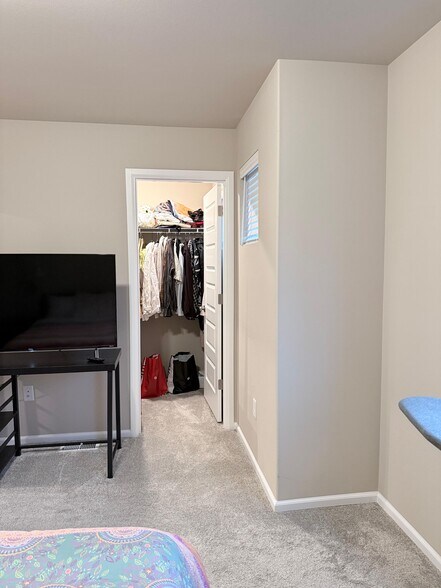 Building Photo - 7929 39th Pl NE