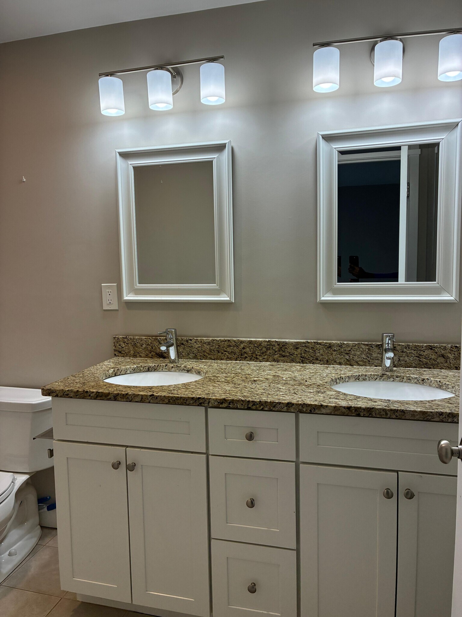 Building Photo - 4 Craftsman Ct