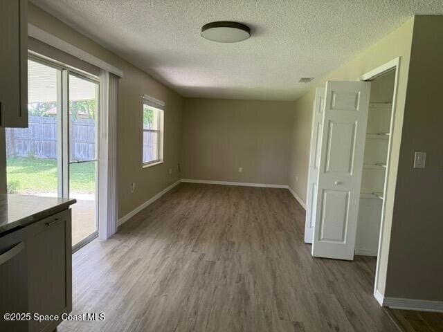 Building Photo - 2105 Abalone Ave