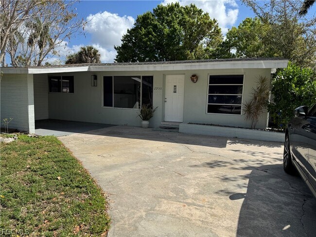 Building Photo - 2953 Magnolia St