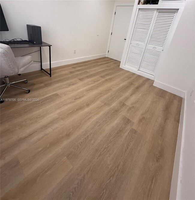 Building Photo - 15915 SW 103rd Pl