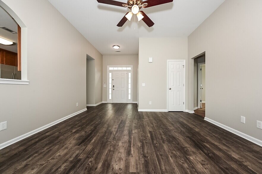 Building Photo - 114 Rockbridge Loop