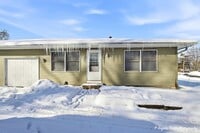 Building Photo - 829 Washington St